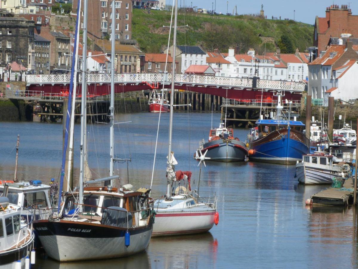 The Old Blacksmith'S Workshop Whitby Bagian luar foto
